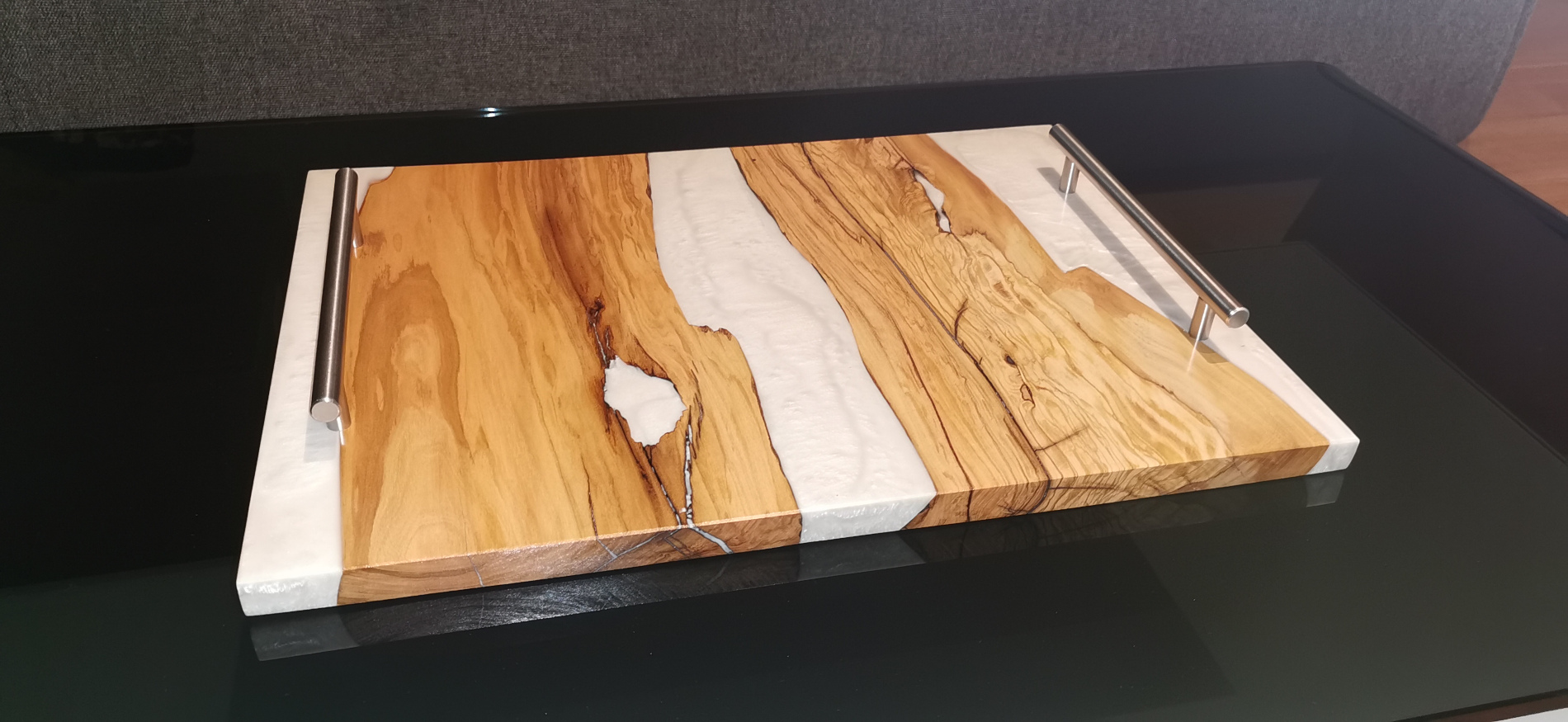 Plateau déjeuner bois et époxy